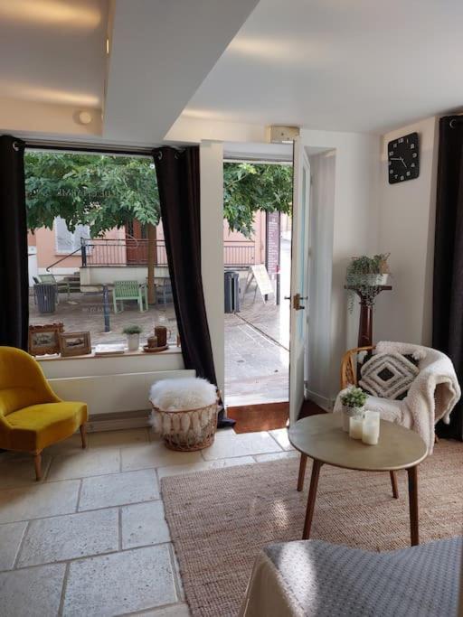 Chez Laurette - Charming Apartment In Historic Village Near Versailles Marly-le-Roi Eksteriør bilde