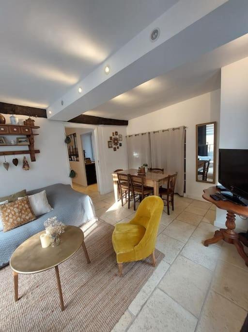Chez Laurette - Charming Apartment In Historic Village Near Versailles Marly-le-Roi Eksteriør bilde