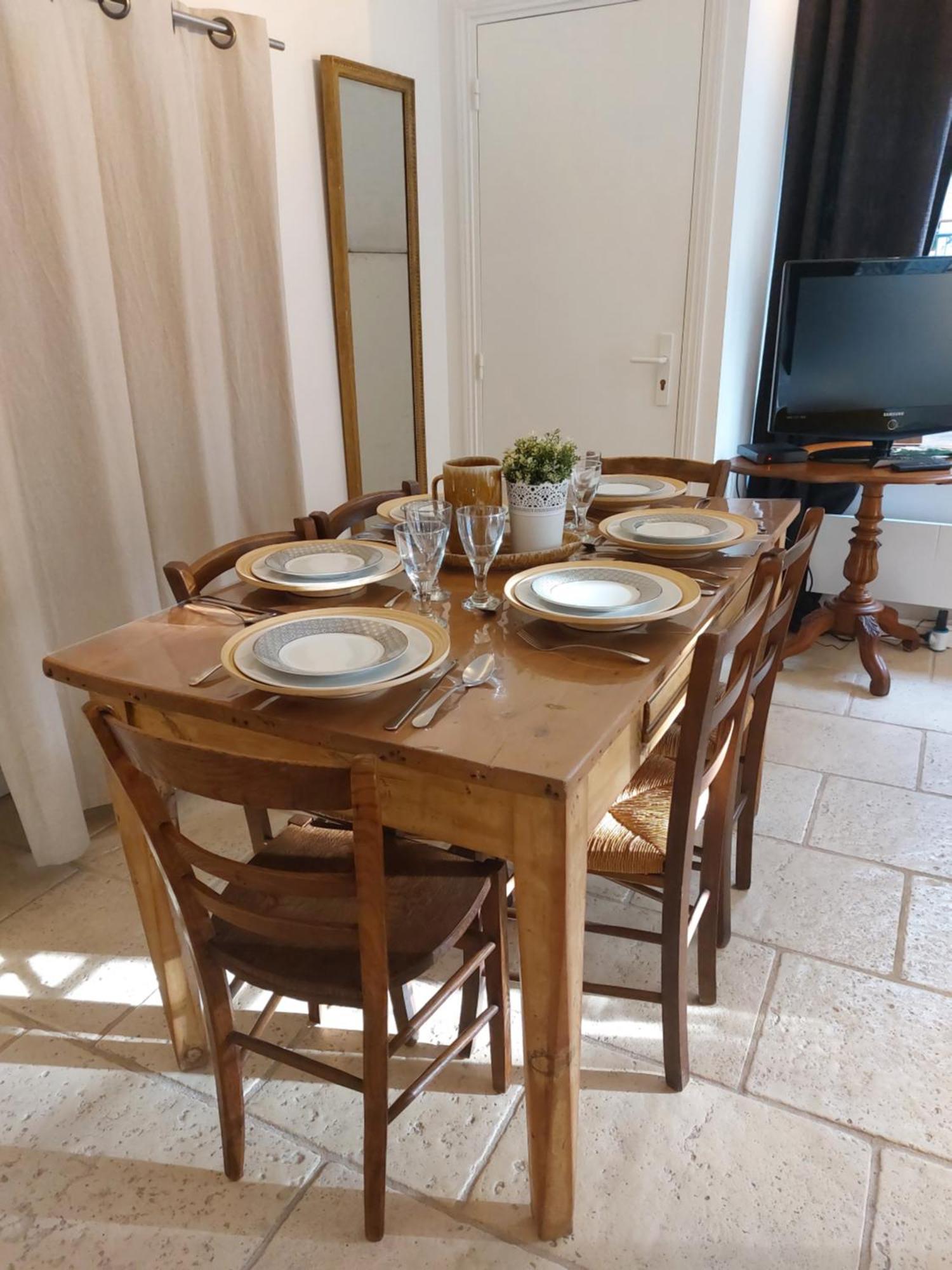 Chez Laurette - Charming Apartment In Historic Village Near Versailles Marly-le-Roi Eksteriør bilde